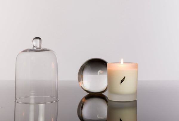 Elevating Candle Elegance with Cloches: A Guide to Sophisticated Home Decor - Novenary