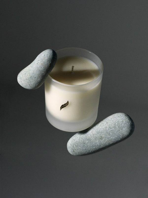 The Eternal Flame of Aromatherapy: Celebrating World Candle Day - Novenary